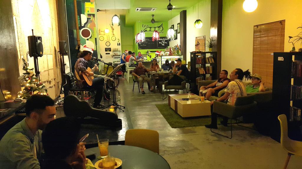 Pods The Backpackers Home & Cafe, Kuala Lumpur Extérieur photo