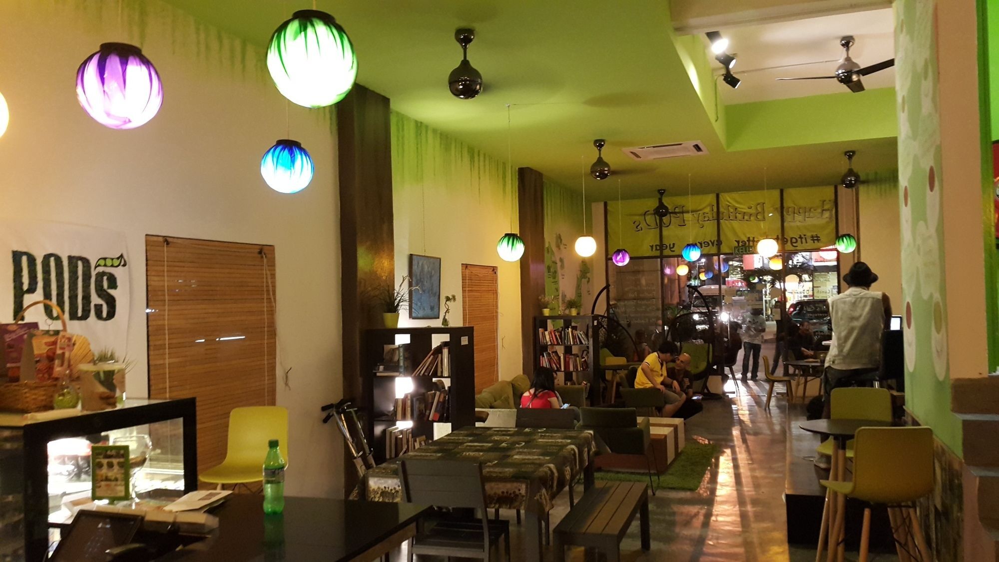 Pods The Backpackers Home & Cafe, Kuala Lumpur Extérieur photo