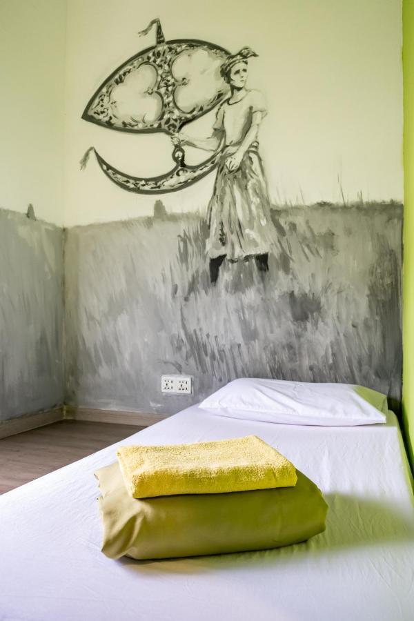 Pods The Backpackers Home & Cafe, Kuala Lumpur Extérieur photo